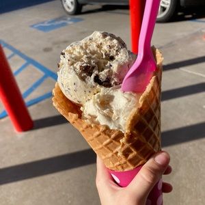 Meet your Posher, Mabry